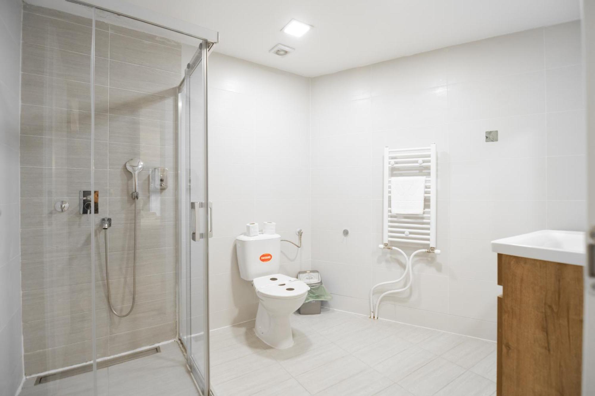 The One Apart Hotel Luxury Suites & Apartments Skopje Luaran gambar