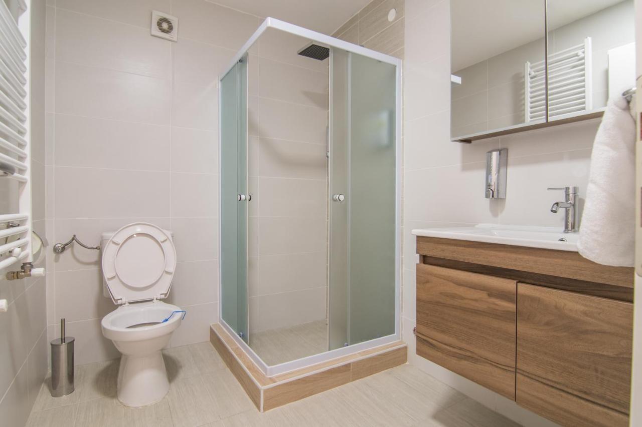The One Apart Hotel Luxury Suites & Apartments Skopje Luaran gambar